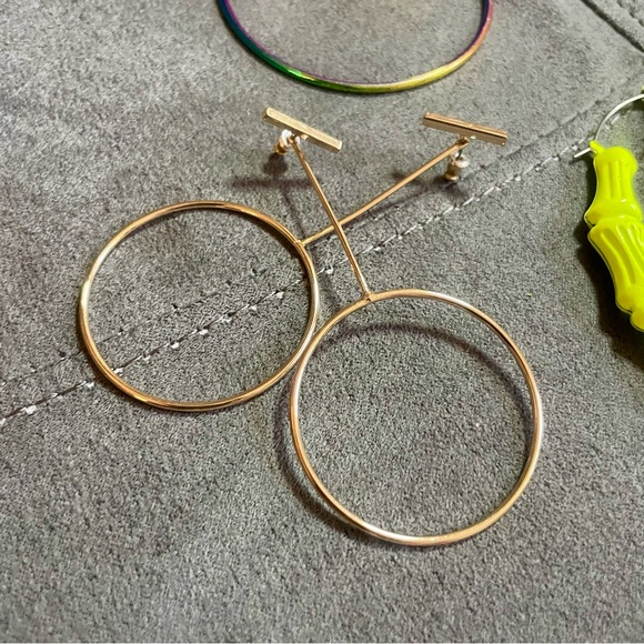 Colorful Hoop Earring Set - Picture 4 of 4